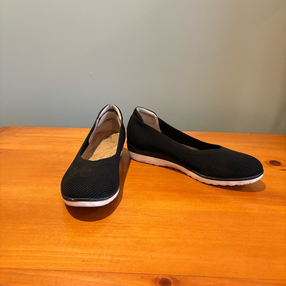 Women's Black Slip-On Shoes